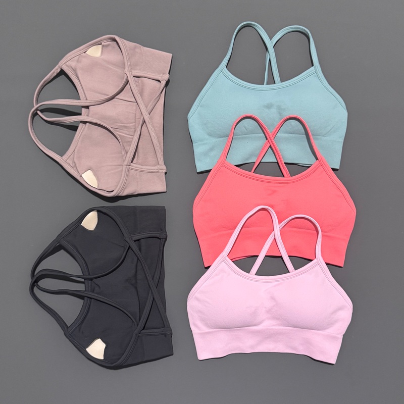 เสื้อชั้นในกีฬาแบบไร้สายสำหรับ - Sports Bra High Impact บทวิจารณ์และราคา
